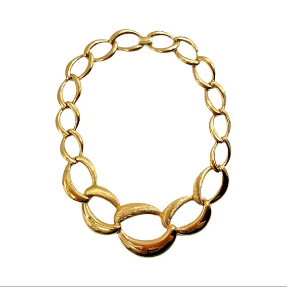 Vintage NAPIER Gold Chunky Chain Link Necklace - Picture 4 of 8